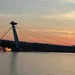 River View Modern Mezzanine Lejlighed Bratislava