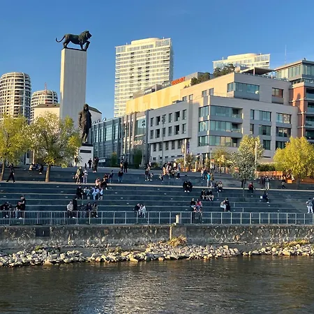 River View Modern Mezzanine Apartment