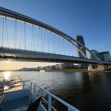 Апартаменты River View Modern Mezzanine