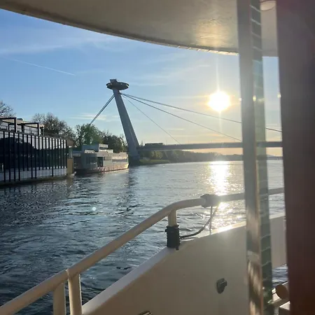 شقة River View Modern Mezzanine *